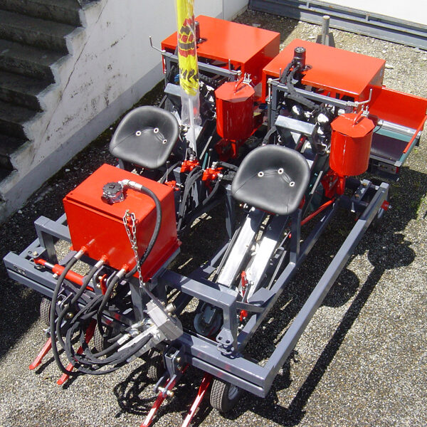 2 vagu ķiploku kombaina iesiešana saišķos