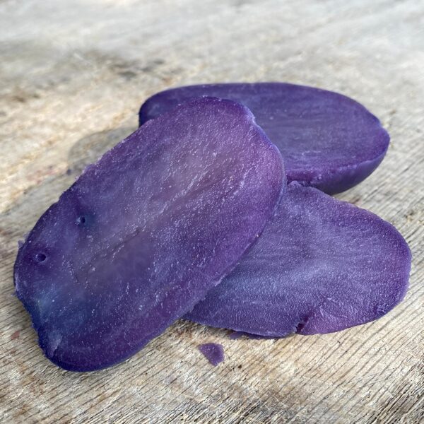 Pēc termiskās apstrādes saglabā savu krāsu